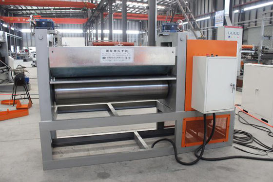 Four Roller Flattening Expanded Metal Mesh Machine 2300 * 1650 * 1930mm Szie