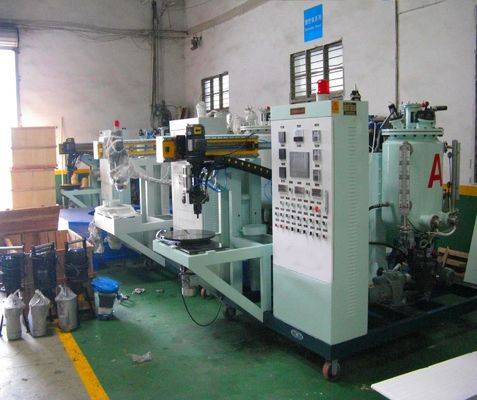 Round / Square PU Filter Making Machine Isocyanate / Polyol One Year Warranty